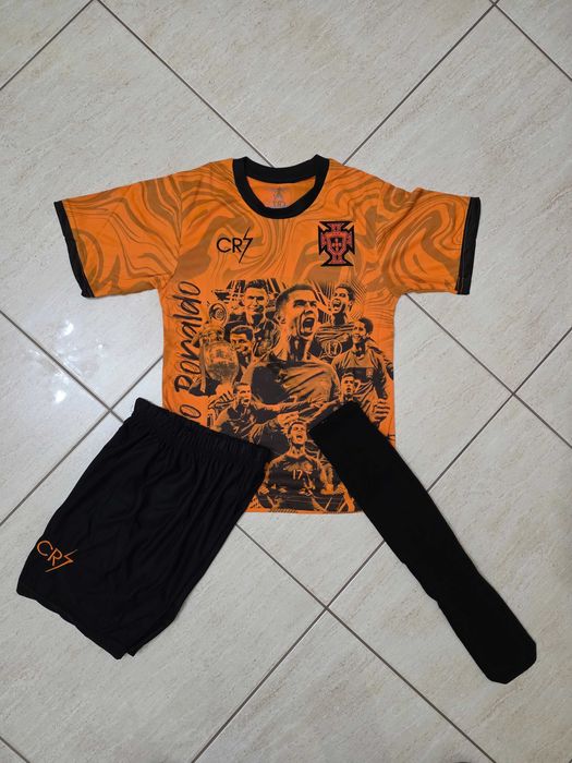 Фигурка играчка за дете Роналдо Ал Насър Жълт Cr7 + детски Екип кристиано роналдо