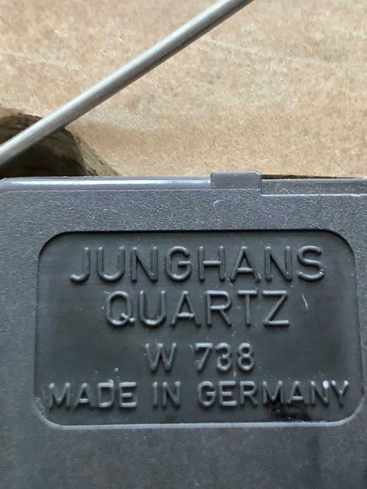 Ceas de perete Junghans, lemn, mecanism Quartz, Made in Germany