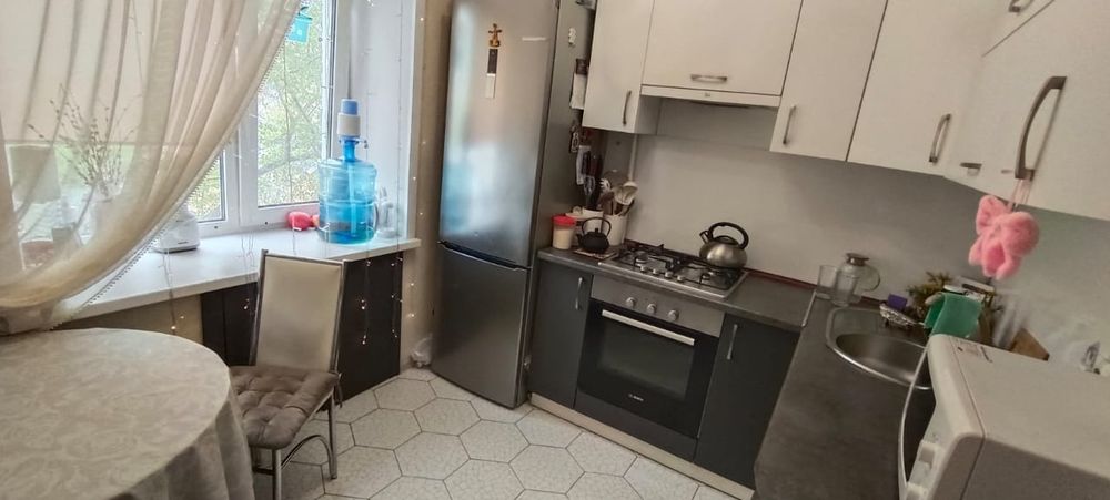 Продам двухкомнатную квартиру