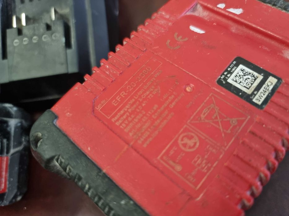 Зарядно за батерии на Einhell Power X-Change