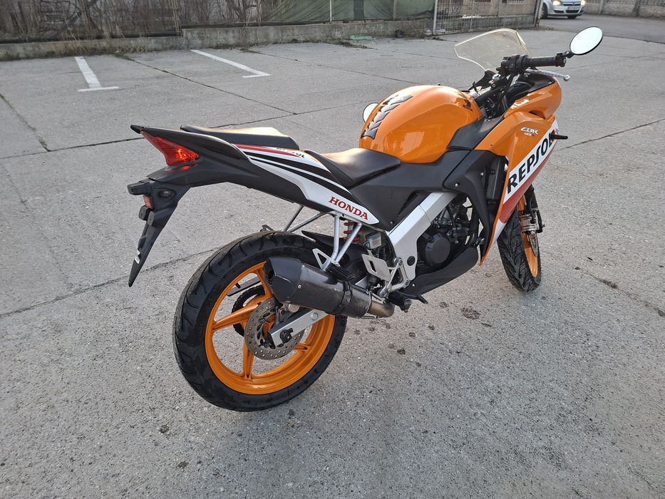 Honda CBR 125R Repsol  A1