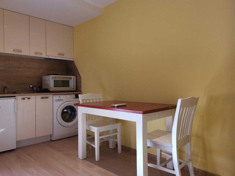 Дава се под наем Едностаен апартамент в София, Лозенец - 40 кв.м за 298.86 € - Снимка #2