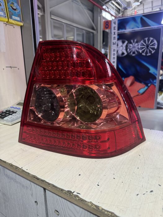 Королла задние фонари 120 кузов