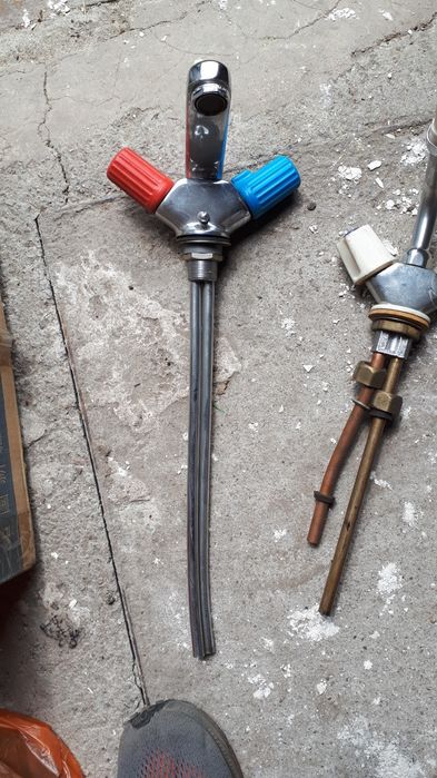 Смеситель для раковины