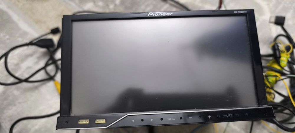 Автомагнитолла AVH-p4300DVD