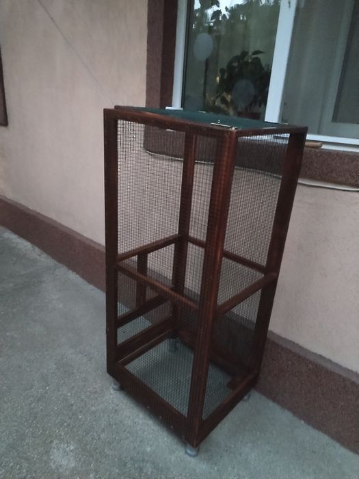Cuști papagali mari