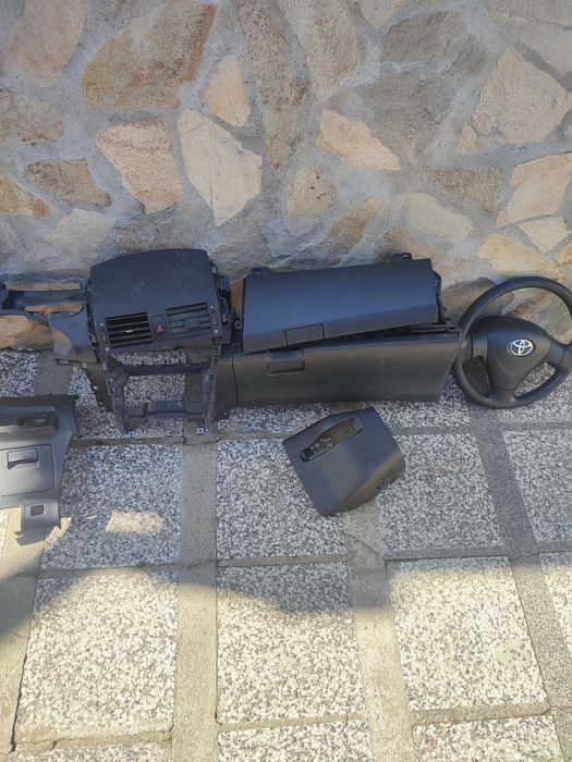 Табло за тойота корола е150 2008г