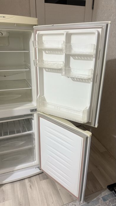 Холодильник Жаксы жагдайда