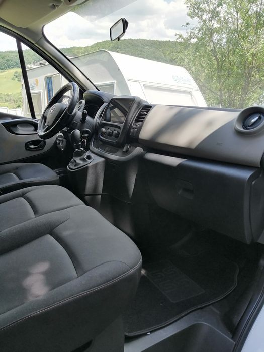 RENAULT Unknown Model 2019 — imagine 4