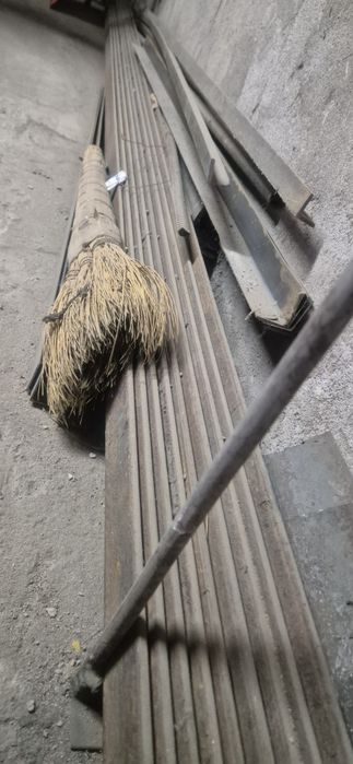 Продам 63 уголок металлический