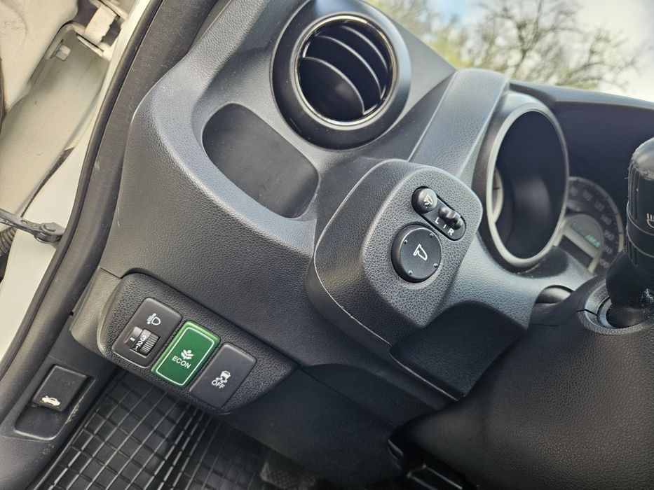 Honda Jazz 1.4 бензин хибрид