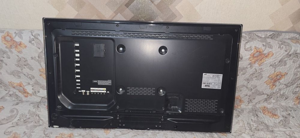 Телевизор на запчасти