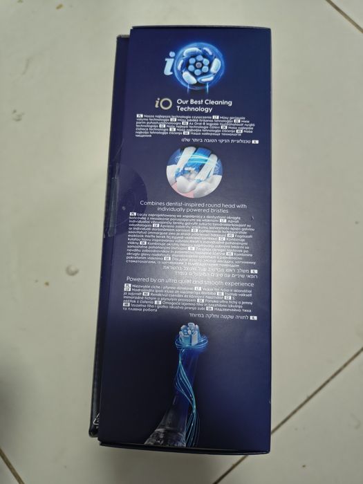 Oral-B iO9 Duo Sigilate cu Garanție 2 ani - 2 buc la set Negru si Rose quartz
