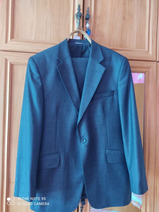 Продам костюм мужской