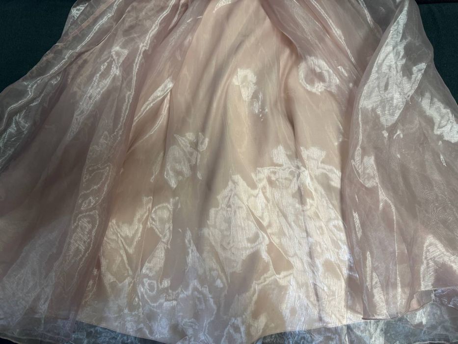 Платье бальное и на праздники