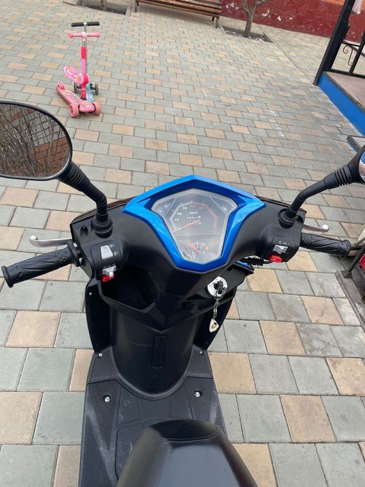 Продам скутер 125 кб