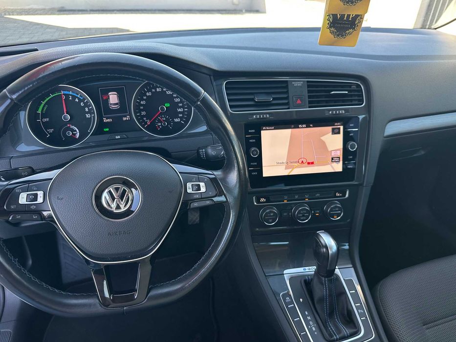 VW e-Golf 7 facelift 2020 electric automat 43000 km accept variante !