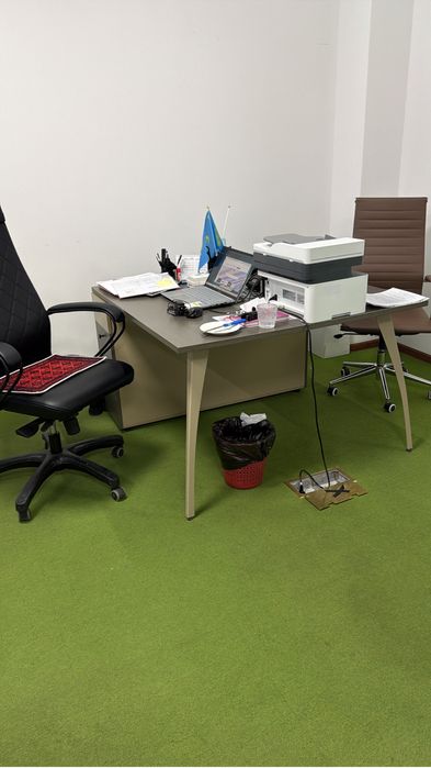 Продам Офисная мебель