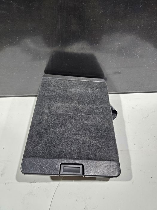 Sac ski original Volkswagen Phaeton 
Stare foarte buna. Nefolosit.

Pr