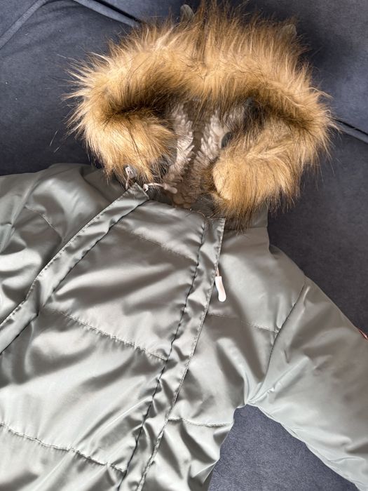 Продам детский зимний комбинезон