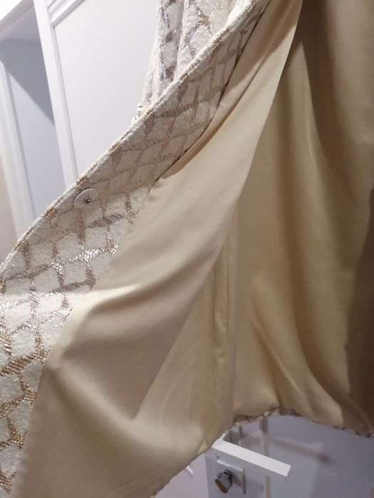 Продам пальто осень-весна