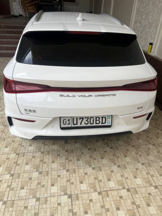 BYD  E2  2024yil