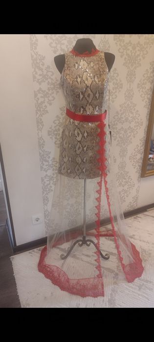 Вечернее платье новое