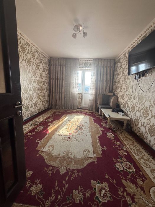 Янгихаёт 8 худуд 3 хона 7 этаж срочно сотилади