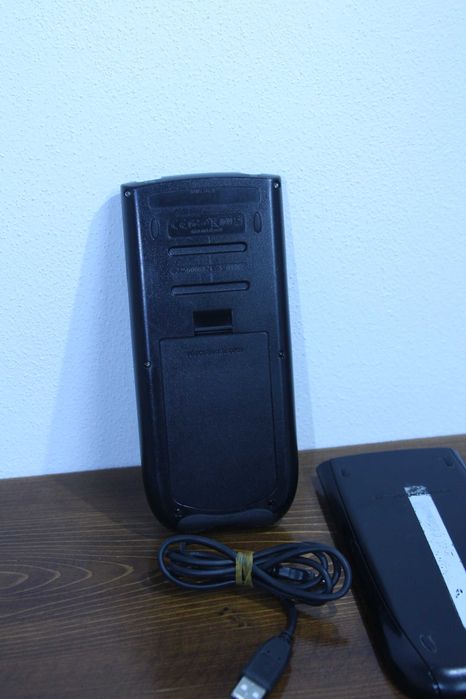Calculator / Gestiune Grafică Texas Instruments TI-89 Titanium - Stare Foarte Bună, Cu Cablu USB