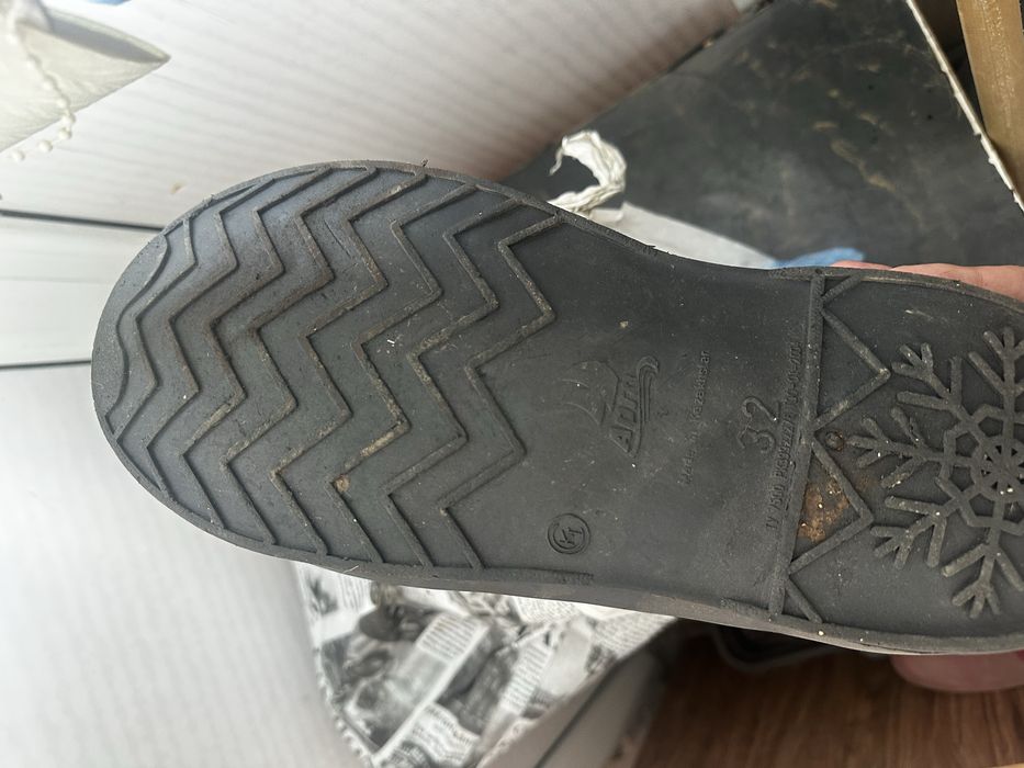 Продам валенки с галошами