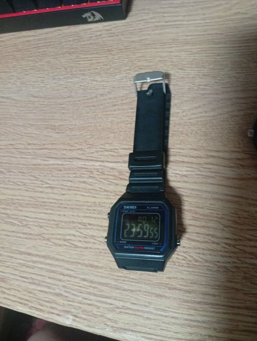 Часы skmei цифровые обычные
