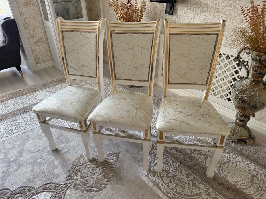 Стулья для стола