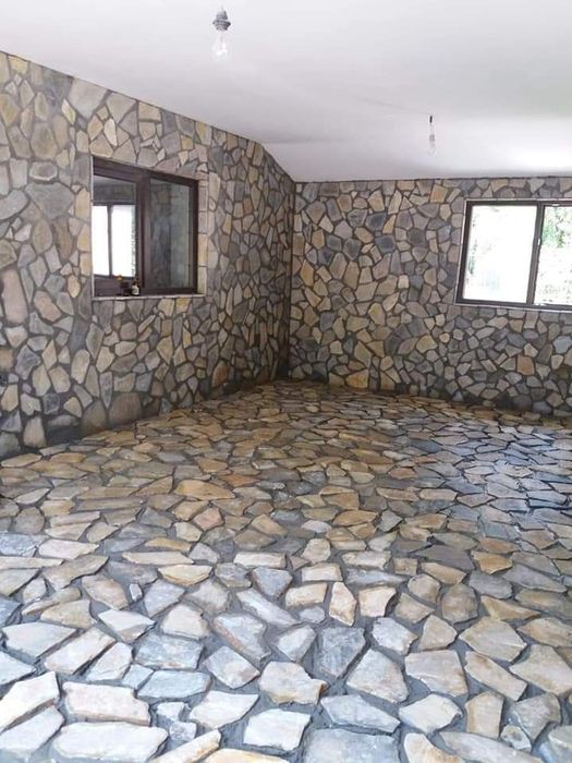 Piatra naturala de munte 100%.Lucrez în toată Țara