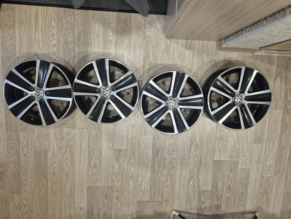 Продам диски на 15 vokswagen