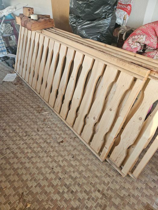 Дървени парапети