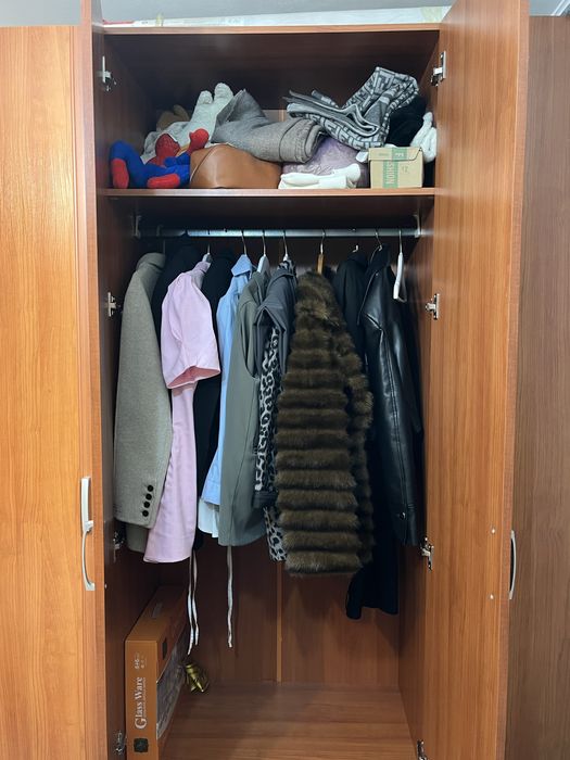 4х створчатый шкаф в отличном состоянии