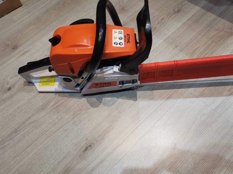 Бензинова резачка STIHL MS 250 – нова