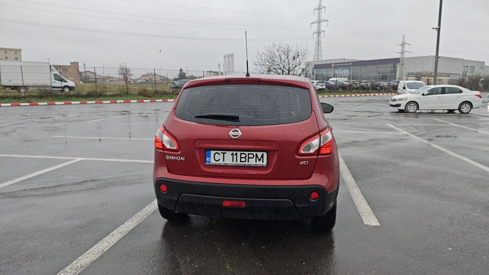 Vând Nissan Qashqai
