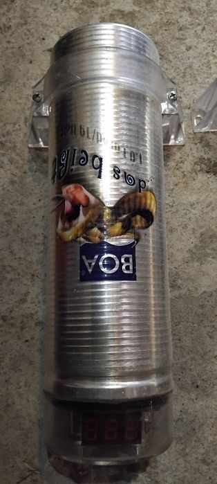 Автомобилен Кондензатор 12 volta 1 Фарад.