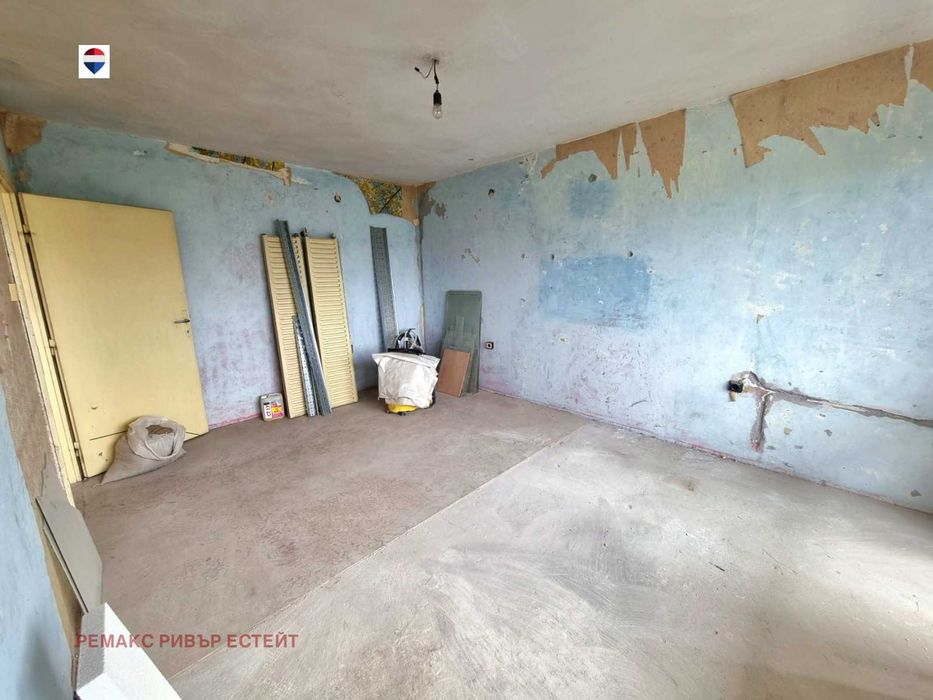Продава се Тристаен апартамент в Русе, Здравец Изток - 80 кв.м за 498 €/кв.м - Снимка #12