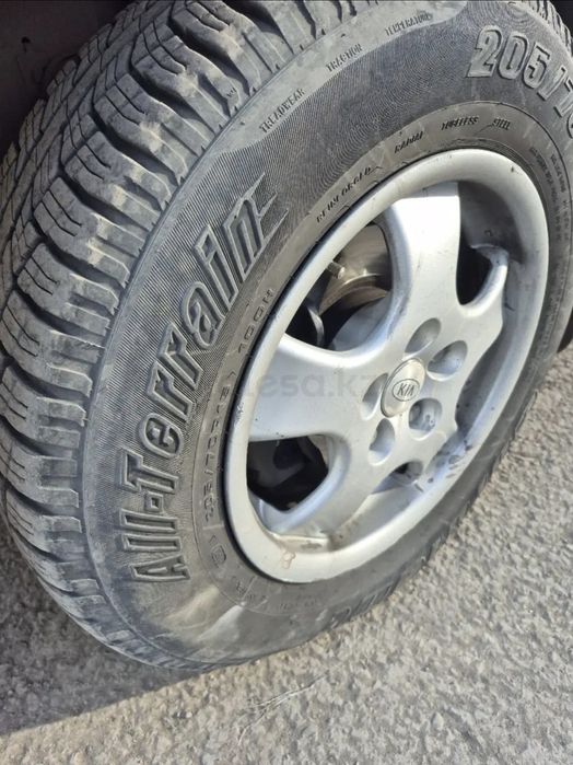 Продам авто! Kia carnival 2005.