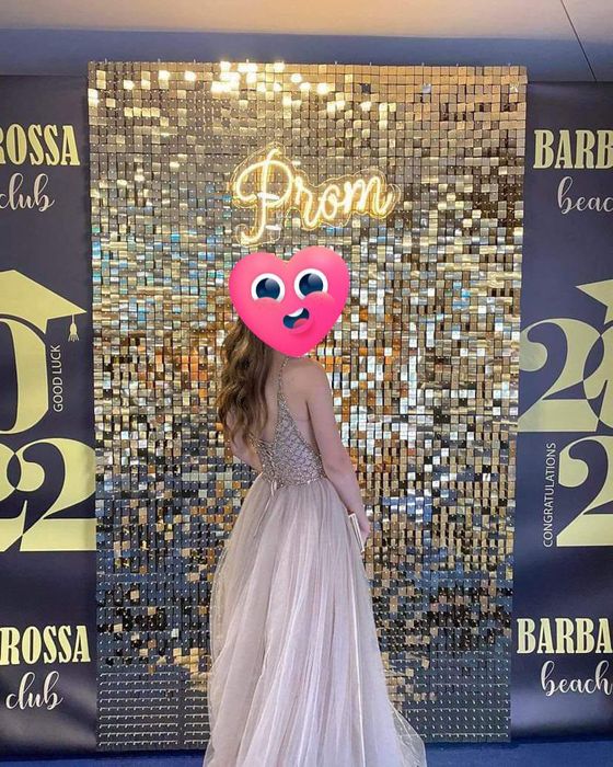 Официална рокля за абитуриентски бал