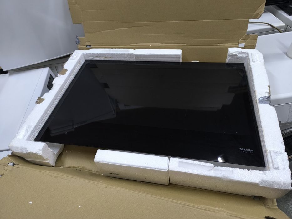 Индукционен плот Miele KM 7678 FL