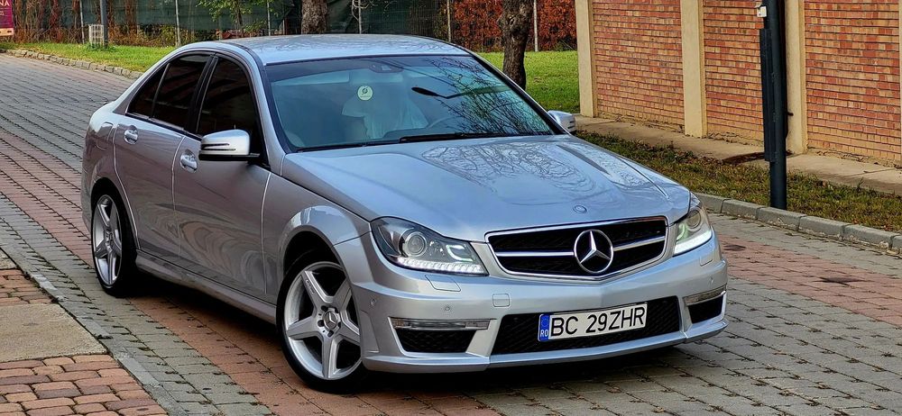 Mercedes-Benz C Mercedes Benz C Class C220 2.2 Cdi An 2011 170Cp AMG