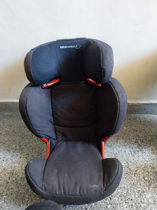 Детски столчета за кола Maxi Cosi