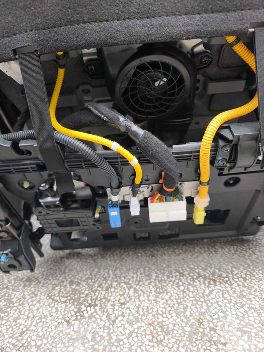 кожен салон за Hyundai Santa Fe IV (TM) 2018-2020 (на части)