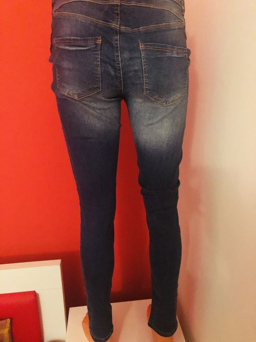 Blugi Bershka noi
