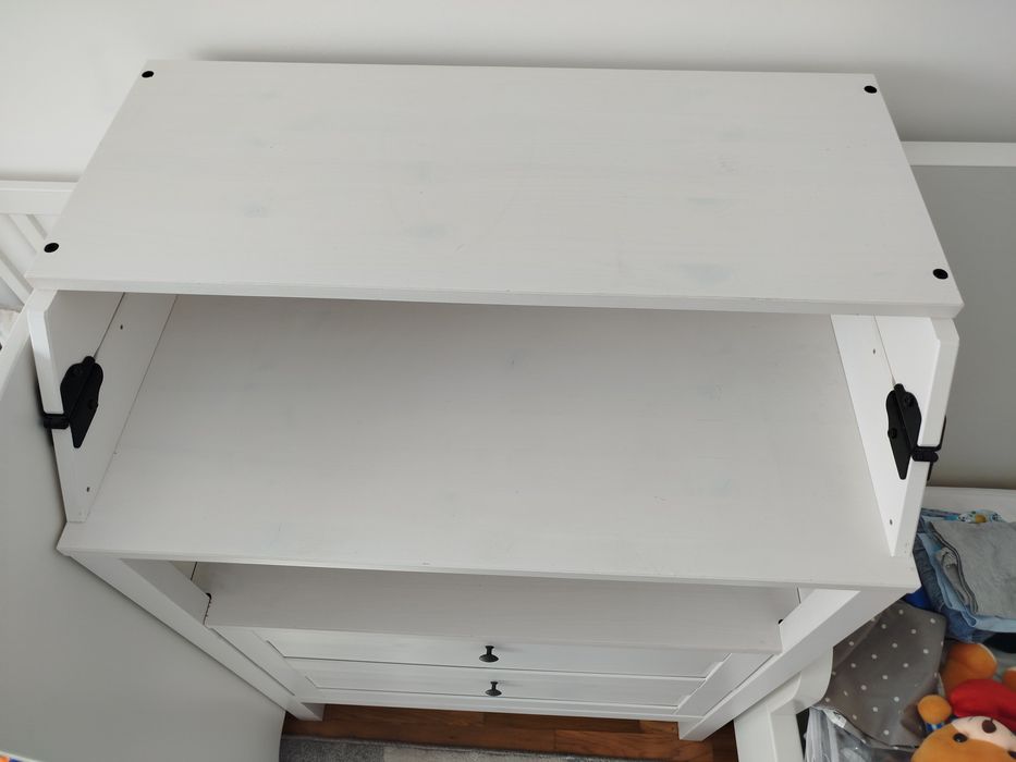 Скрин и маса за повиване Sundvik, IKEA, бял