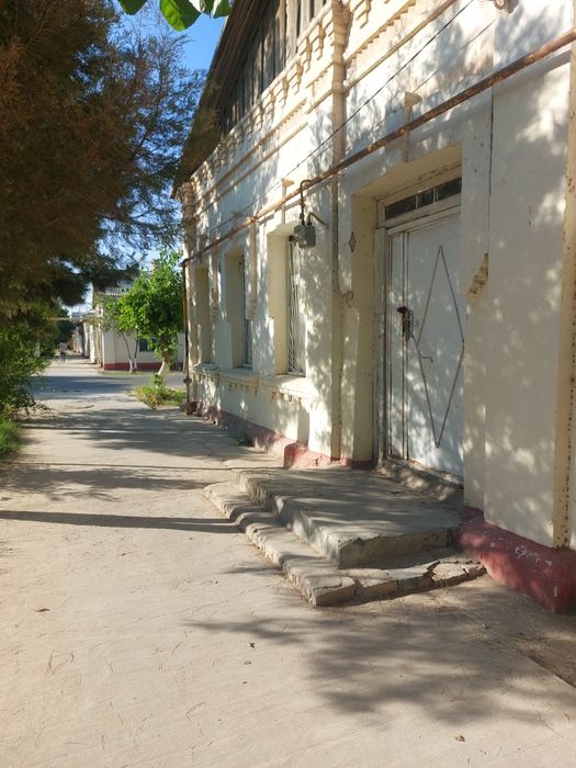 Уй сотилади 2 хона