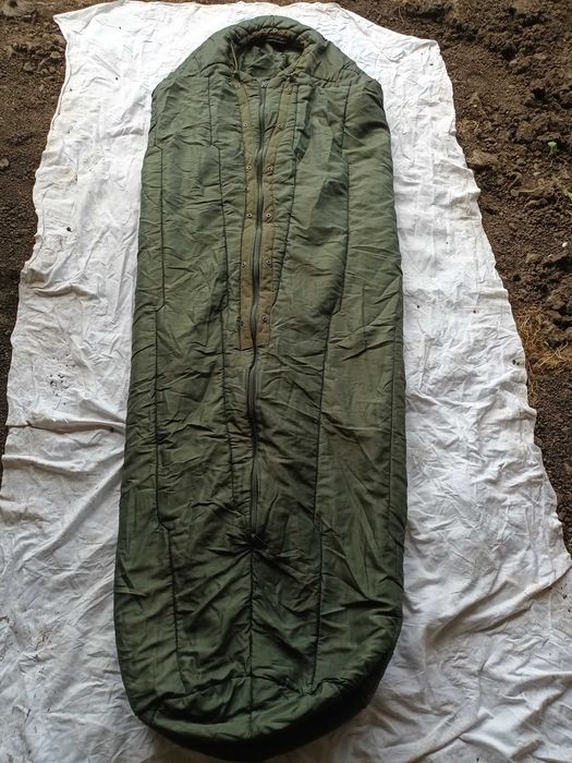 Sac de dormit M90 al Forțelor Aeriene Olandeze, pentru 3 sezoane.